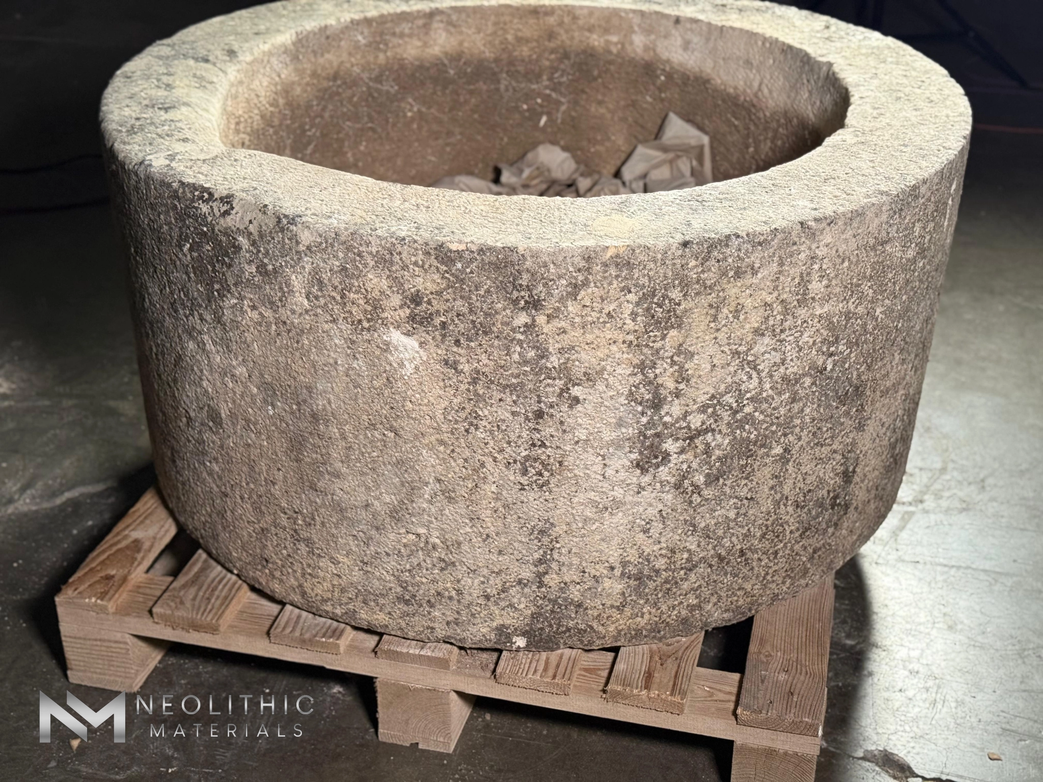 French Antique 19th Century Limestone Well Head - Image 7